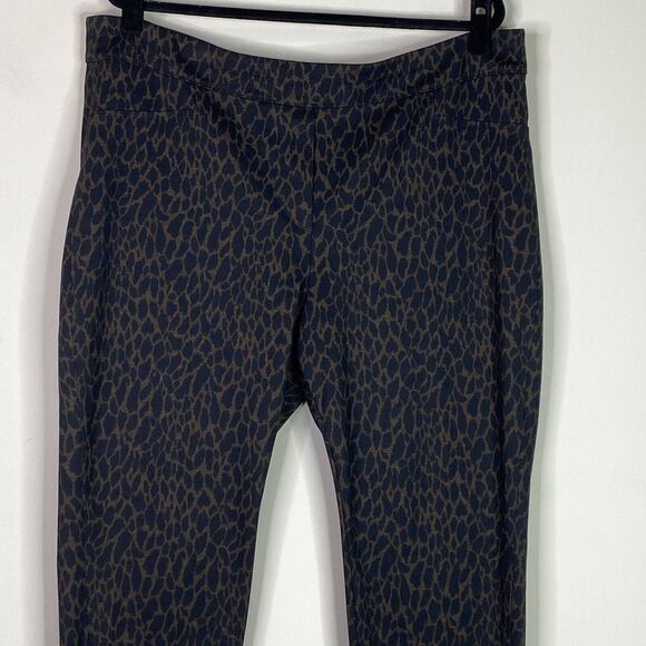 Chico's Cheetah Print Tailored Ponte Leggings Women's Size 20 (Chico's Size 4) - Picture 5 of 9